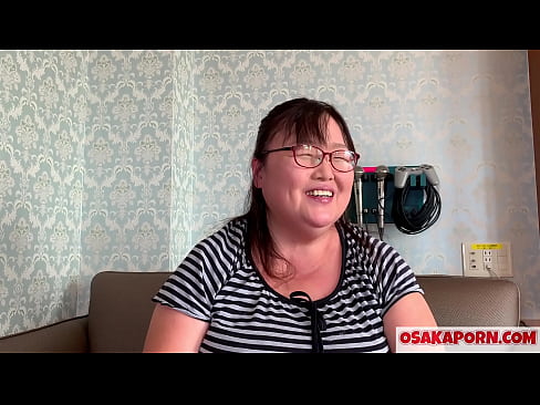 ❤️ Feit japönsk mamma sýnir risastóra brjósta sína og hefur gaman af kynlífsleikfangi. 51 árs gömul asísk móðir talar um kynlífsreynslu sína. Yukiko 1 OSAKAPORN feitur milf ☑ Anal klám hjá okkur ❤
